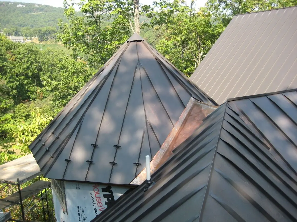 Professional Shingle Replacement & Repair by Craftsman Roofing in Hagerstown
